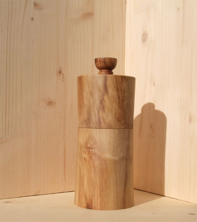 Bo&icirc;te de la lettre i majuscule